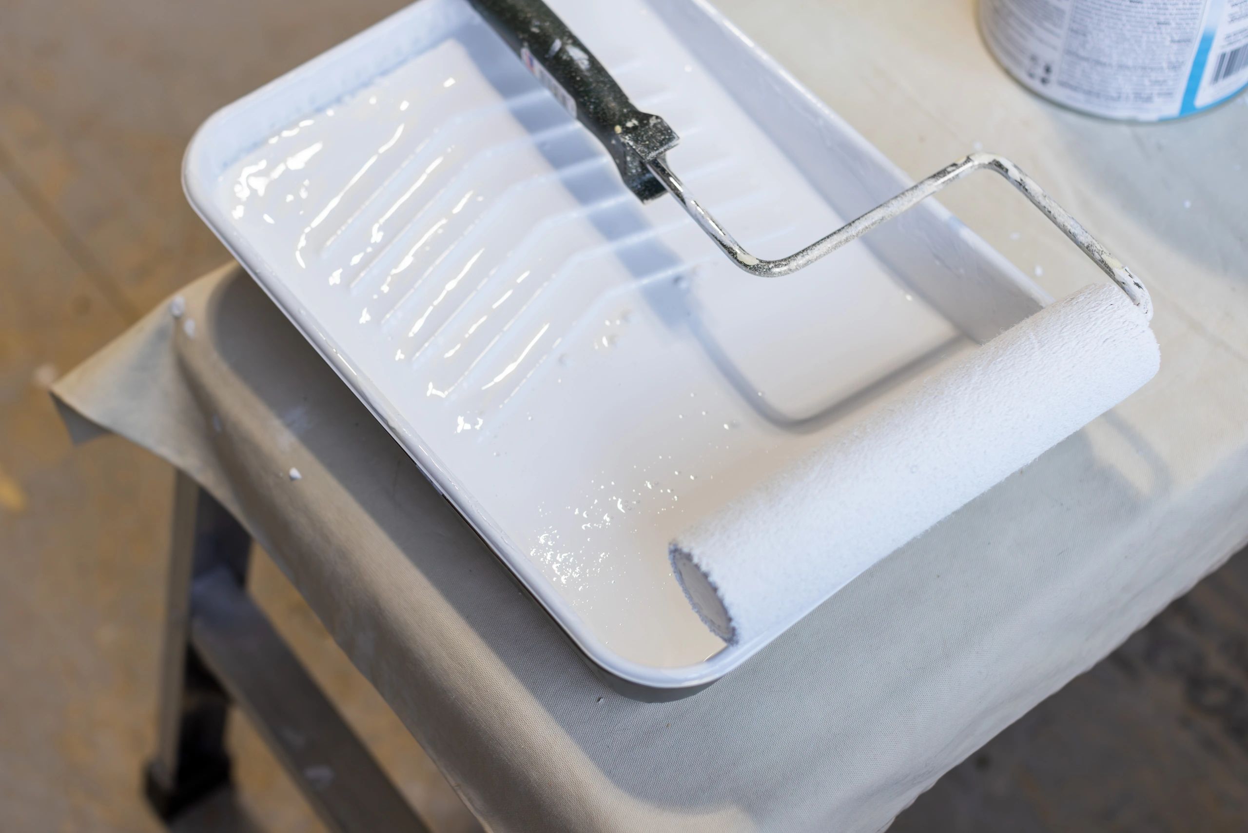 Paint tray and roller ready for a premium finish